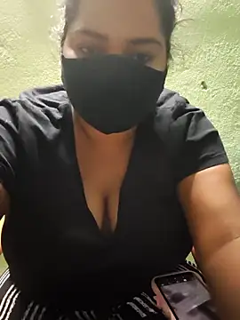 Liyaa 24 online show from February 2, 8:52 pm