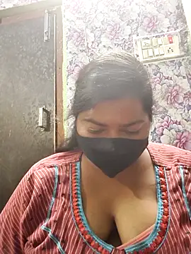 Liyaa 24 online show from March 9, 7:28 pm