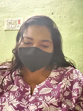 Liyaa 24 online show from February 15, 4:50 pm