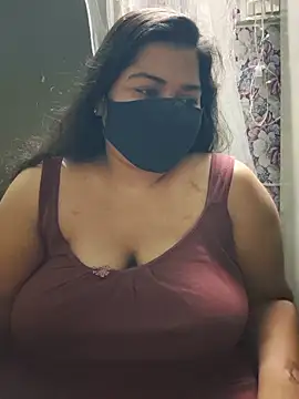 Snapshot of Liyaa_24 chatting on June 12, 4:49 pm Liyaa 24 online show from June 12, 4:49 pm