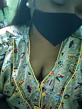 Liyaa 24 online show from February 13, 4:40 pm