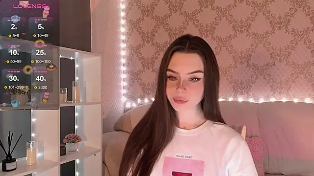 HolyMiax online show from December 2, 3:30 am