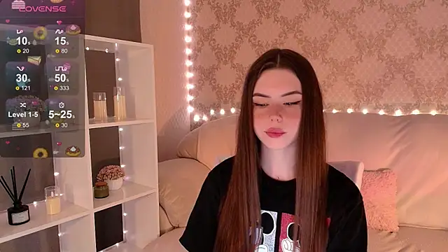 Snapshot of HolyMiax chatting on June 26, 3:12 am HolyMiax online show from June 26, 3:12 am