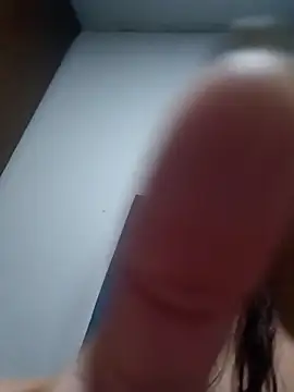 EmmaJhomson online show from April 19, 8:26 am