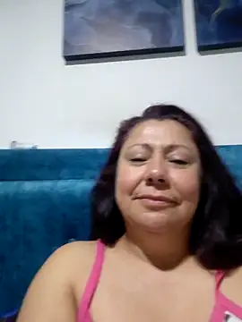 EmmaJhomson online show from June 6, 8:52 am