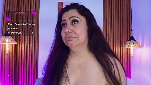 EmmaJhomson online show from April 12, 12:58 am