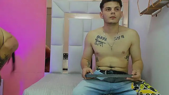 erickandnatasha 69 online show from April 2, 2:24 pm