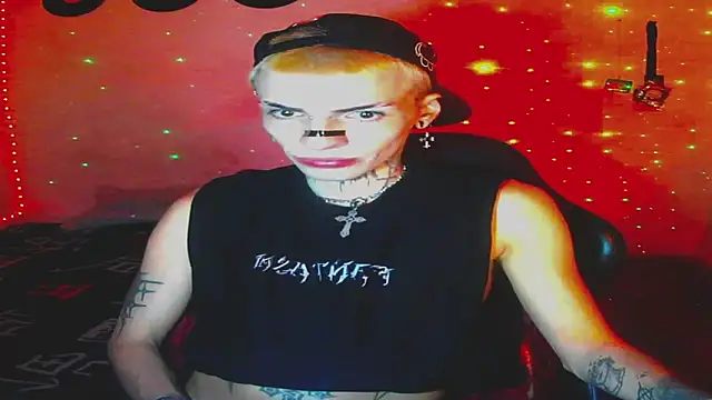 Snapshot of prince_x_dark chatting on May 12, 8:54 am prince x dark online show from May 12, 8:54 am