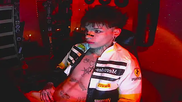 Snapshot of prince_x_dark chatting on November 5, 7:22 am prince x dark online show from November 5, 7:22 am