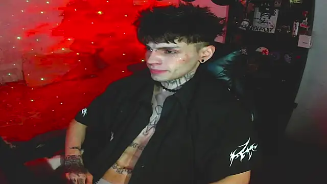 Snapshot of prince_x_dark chatting on September 21, 6:29 am prince x dark online show from September 21, 6:29 am