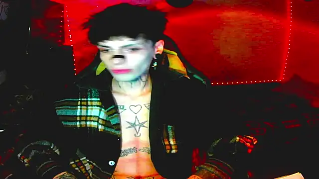Snapshot of prince_x_dark chatting on March 13, 5:56 am prince x dark online show from March 13, 5:56 am