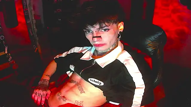 Snapshot of prince_x_dark chatting on November 26, 8:14 am prince x dark online show from November 26, 8:14 am