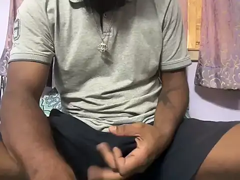 Snapshot of Matt6102 chatting on October 5, 7:32 am Matt6102 online show from October 5, 7:32 am