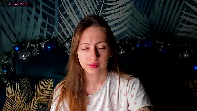 ChristyCrayme online show from January 17, 10:13 pm