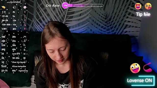 ChristyCrayme online show from April 16, 10:34 pm