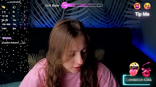 ChristyCrayme online show from March 12, 10:14 pm