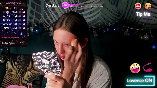 ChristyCrayme online show from January 13, 10:13 pm