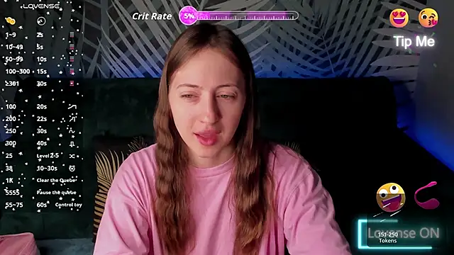 ChristyCrayme online show from March 19, 10:10 pm