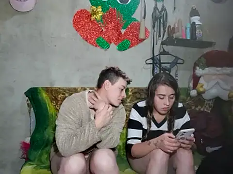 Snapshot of twodoo chatting on December 17, 4:56 pm twodoo online show from December 17, 4:56 pm