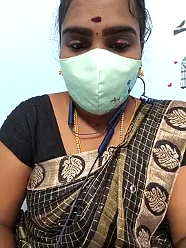 Snapshot of Tamil_riyalini12 chatting on September 30, 7:42 pm Tamil riyalini12 online show from September 30, 7:42 pm