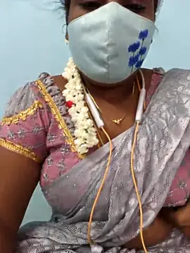 Snapshot of Tamil_riyalini12 chatting on October 26, 5:52 am Tamil riyalini12 online show from October 26, 5:52 am