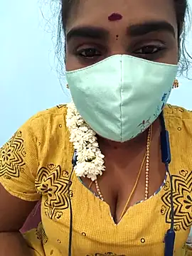 Snapshot of Tamil_riyalini12 chatting on September 27, 5:24 am Tamil riyalini12 online show from September 27, 5:24 am