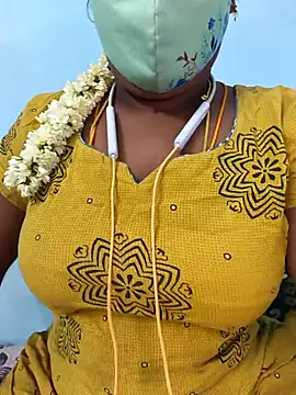 Snapshot of Tamil_riyalini12 chatting on November 1, 11:15 am Tamil riyalini12 online show from November 1, 11:15 am