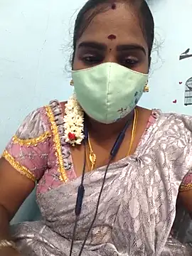 Snapshot of Tamil_riyalini12 chatting on October 2, 7:28 pm Tamil riyalini12 online show from October 2, 7:28 pm