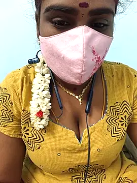Snapshot of Tamil_riyalini12 chatting on October 16, 2:03 pm Tamil riyalini12 online show from October 16, 2:03 pm