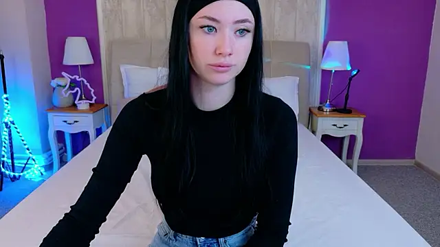 Ivanna  Rose online show from February 4, 5:24 am