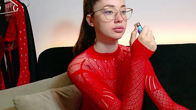 Ivanna  Rose online show from May 8, 6:17 am