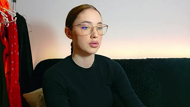 Ivanna  Rose online show from May 12, 2:56 pm