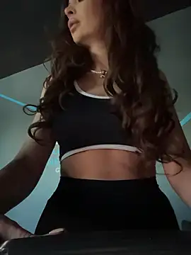 LunaBex online show from January 12, 7:37 am