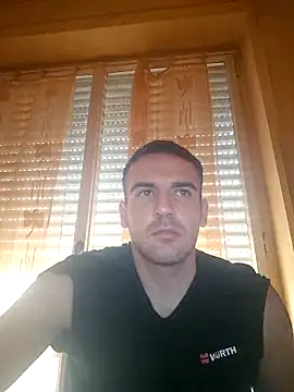 Snapshot of thedoctor977 chatting on November 25, 10:15 am thedoctor977 online show from November 25, 10:15 am