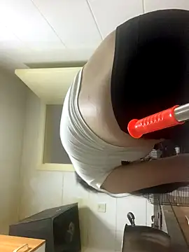 Snapshot of Hui521 chatting on October 12, 3:46 pm Hui521 online show from October 12, 3:46 pm