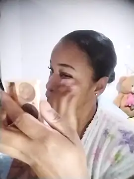 Snapshot of EbonyHorrny chatting on December 3, 12:26 pm EbonyHorrny online show from December 3, 12:26 pm