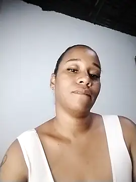 Snapshot of EbonyHorrny chatting on January 15, 2:37 am EbonyHorrny online show from January 15, 2:37 am