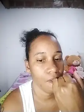 Snapshot of EbonyHorrny chatting on October 24, 2:54 am EbonyHorrny online show from October 24, 2:54 am