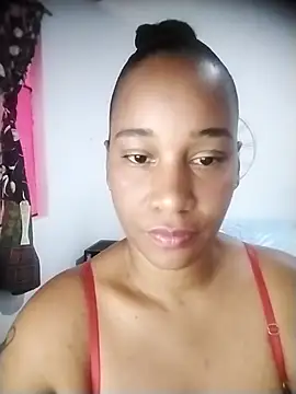 Snapshot of EbonyHorrny chatting on November 27, 3:12 pm EbonyHorrny online show from November 27, 3:12 pm