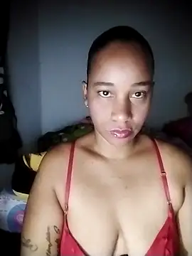 Snapshot of EbonyHorrny chatting on October 30, 8:56 am EbonyHorrny online show from October 30, 8:56 am