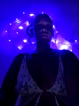 EbonyHorrny online show from March 23, 10:15 am