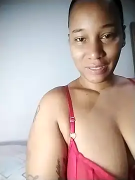 Snapshot of EbonyHorrny chatting on February 20, 12:07 pm EbonyHorrny online show from February 20, 12:07 pm