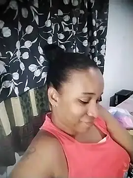 Snapshot of EbonyHorrny chatting on November 1, 4:52 am EbonyHorrny online show from November 1, 4:52 am