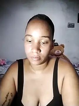 Snapshot of EbonyHorrny chatting on October 6, 4:08 pm EbonyHorrny online show from October 6, 4:08 pm