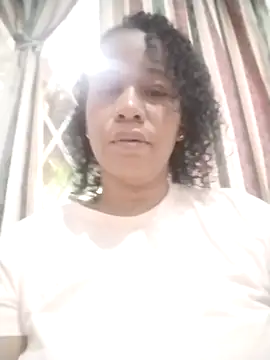 Snapshot of EbonyHorrny chatting on November 20, 1:56 pm EbonyHorrny online show from November 20, 1:56 pm