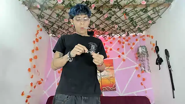Snapshot of Bastian_boyshot77 chatting on September 14, 2:28 pm Bastian boyshot77 online show from September 14, 2:28 pm
