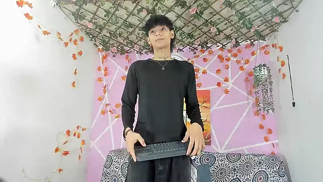 Bastian boyshot77 online show from December 16, 1:48 pm