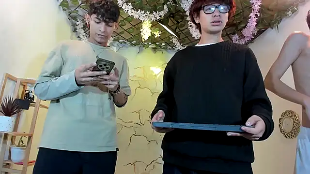 Bastian boyshot77 online show from May 24, 7:14 pm