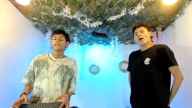 Bastian boyshot77 online show from February 2, 1:10 pm