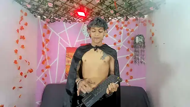 Snapshot of Bastian_boyshot77 chatting on October 23, 3:00 pm Bastian boyshot77 online show from October 23, 3:00 pm
